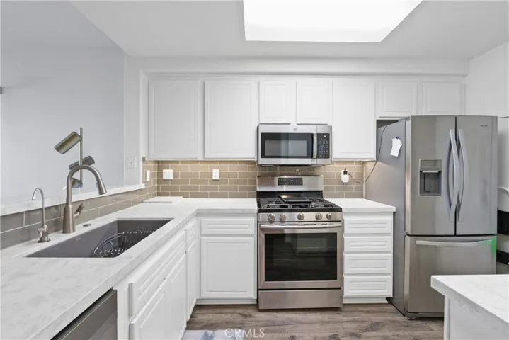 602 Solvay Aisle, Irvine, California 92606