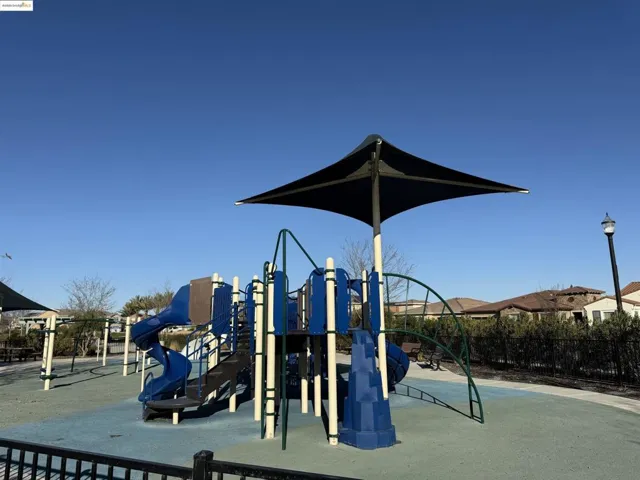 6637 Yellowstone Cir, Discovery Bay, California 94505
