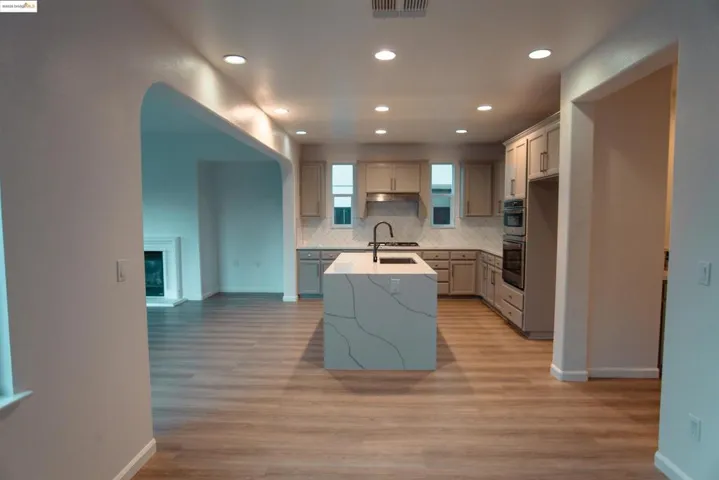 6637 Yellowstone Cir, Discovery Bay, California 94505