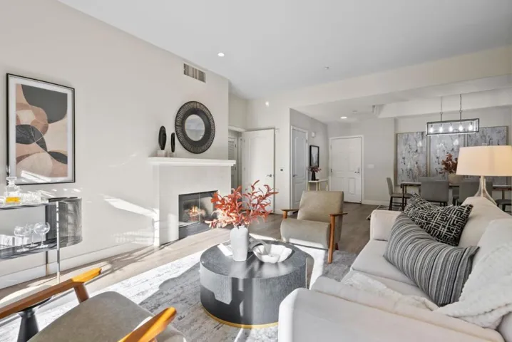 130 E San Fernando Street 323, San Jose, California 95112