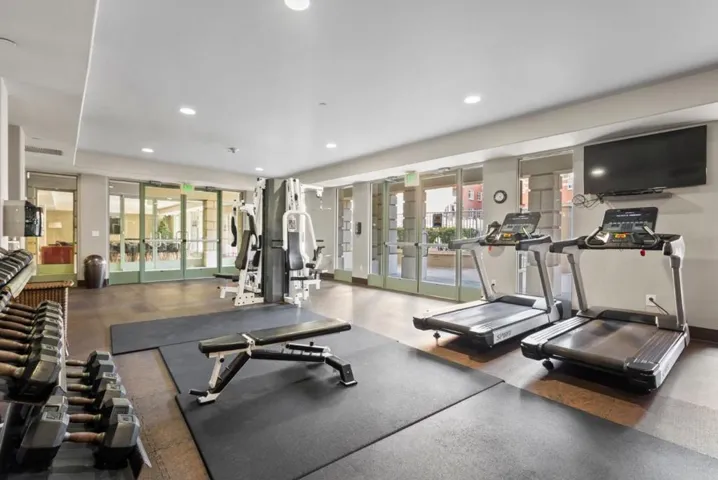 130 E San Fernando Street 323, San Jose, California 95112