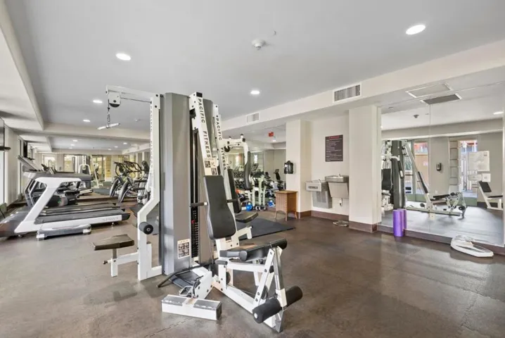 130 E San Fernando Street 323, San Jose, California 95112