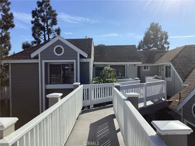 4682 Warner Avenue A306, Huntington Beach, California 92649