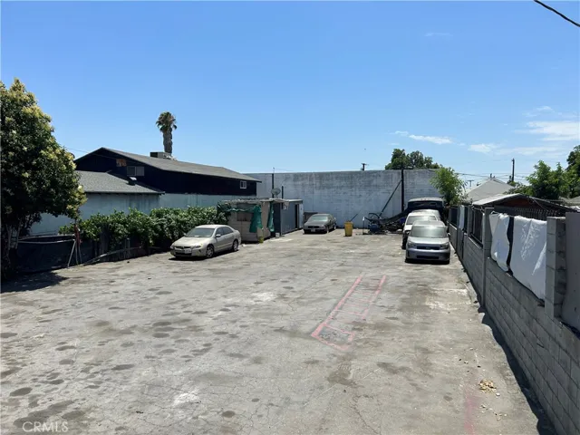 1284 E 3rd Street, Pomona, California 91766