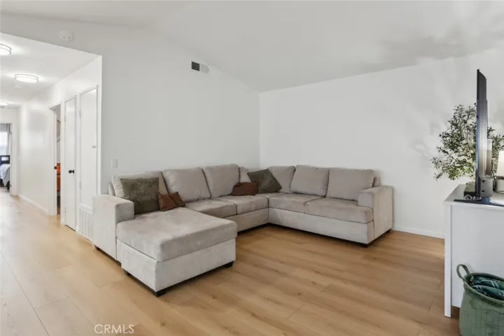 2979 Cardamon Street, Rialto, California 92376