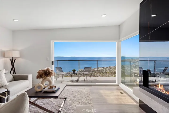 1071 Baja, Laguna Beach, California 92651