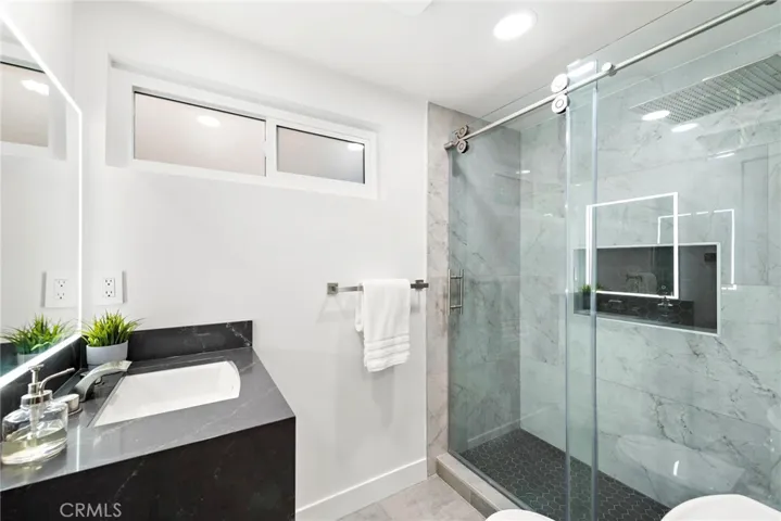 1071 Baja, Laguna Beach, California 92651