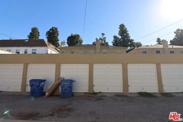 4223 Degnan Boulevard, Los Angeles, California 90008