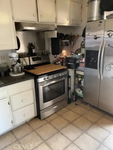 909 N Zeyn Street, Anaheim, California 92805