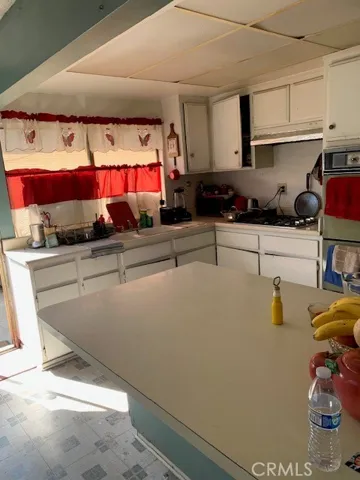 909 N Zeyn Street, Anaheim, California 92805
