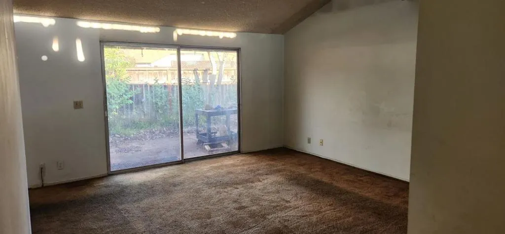 1000 Damon Court, Santa Rosa, California 95401