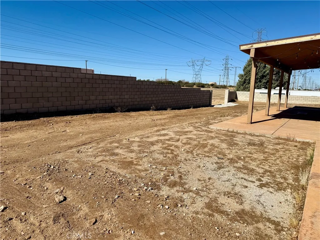 7164 Kingsley Avenue, Hesperia, California 92345 home-pic-35
