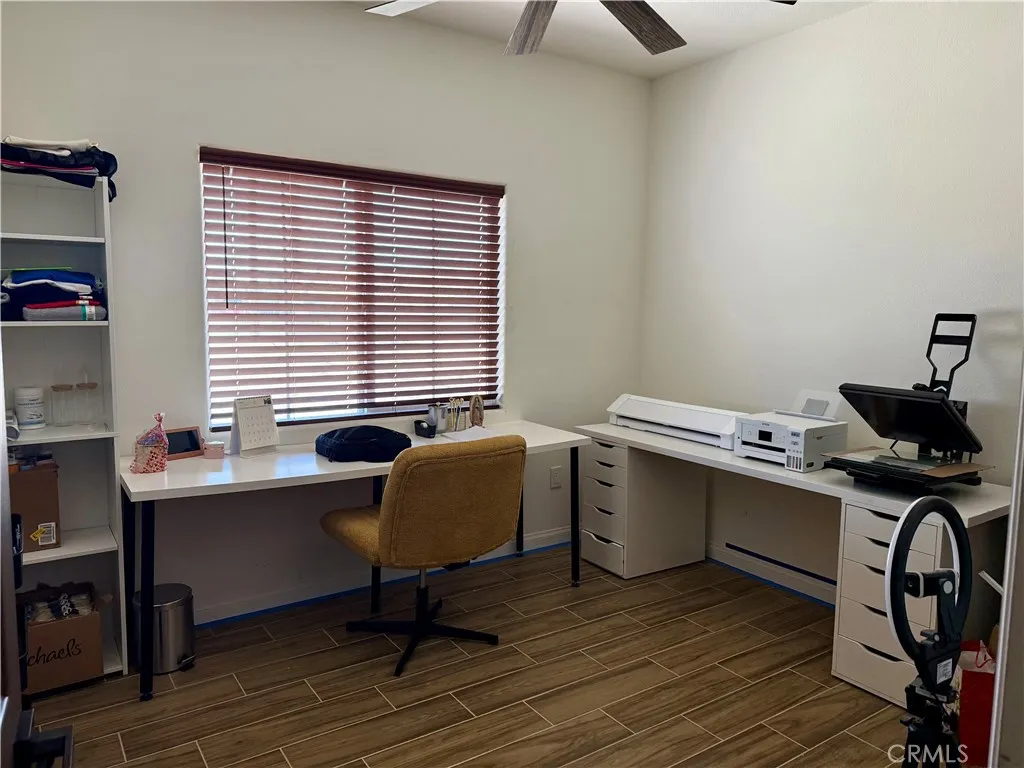 7164 Kingsley Avenue, Hesperia, California 92345 home-pic-37