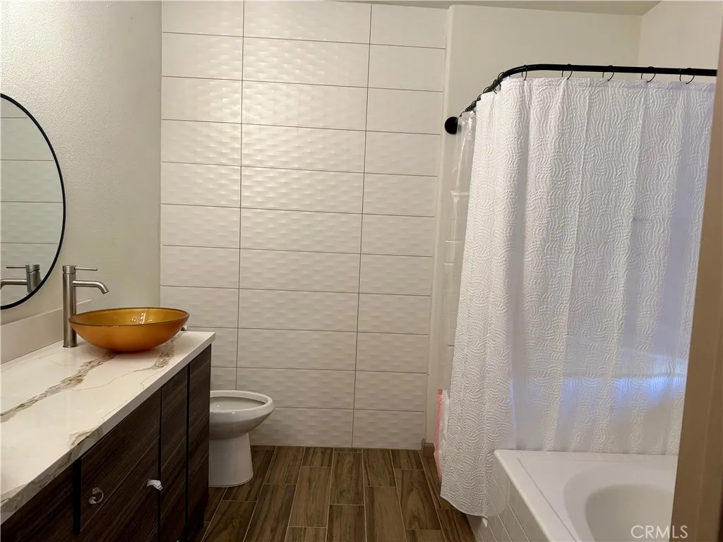 7164 Kingsley Avenue, Hesperia, California 92345 home-pic-17