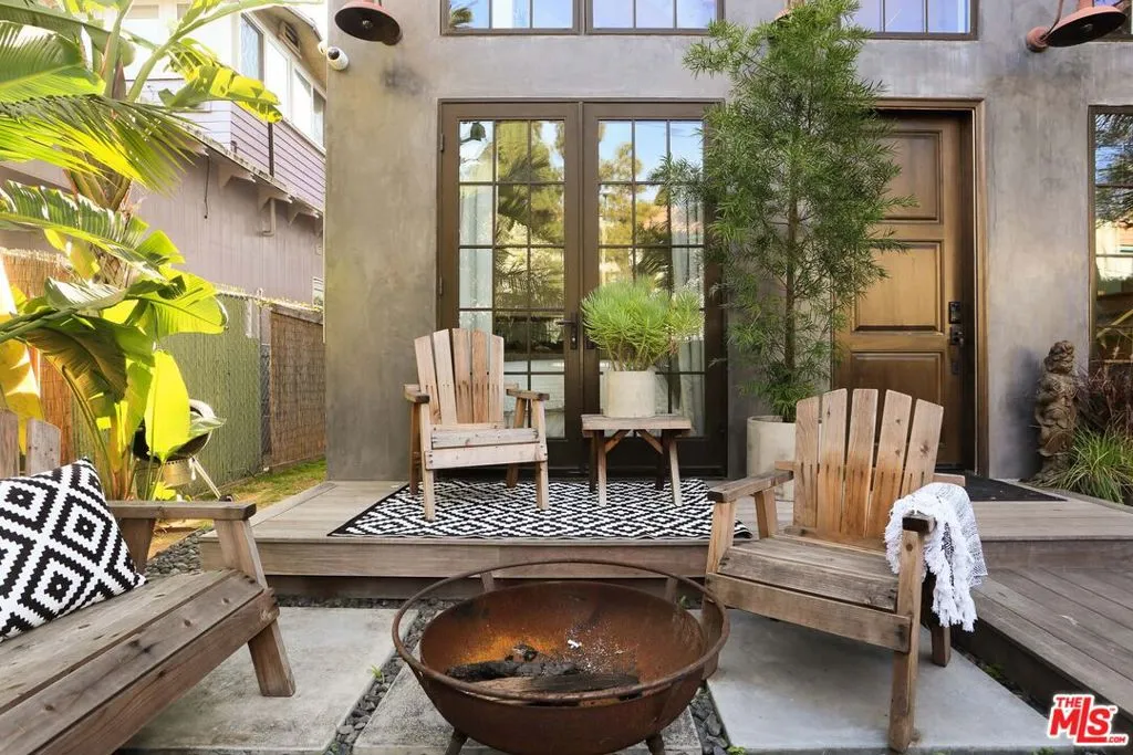1337 6th Avenue, Venice, California 90291 home-pic-31