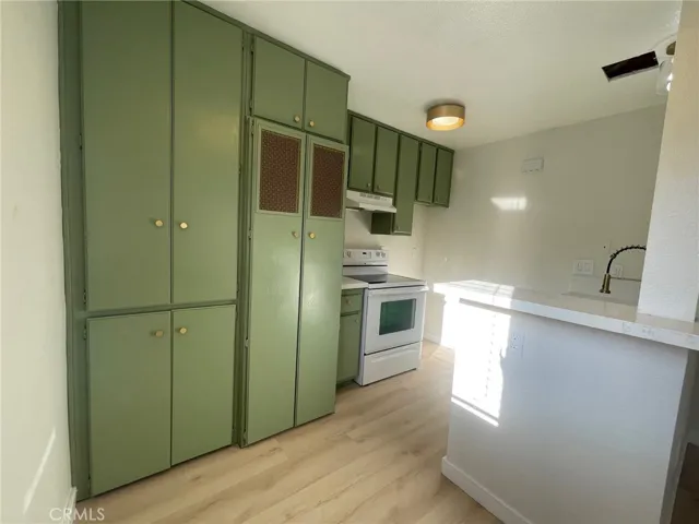 3713 S Oak Creek Drive G, Ontario, California 91761