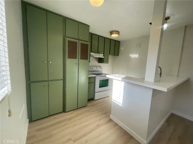 3713 S Oak Creek Drive G, Ontario, California 91761