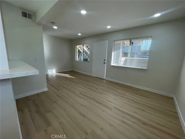 3713 S Oak Creek Drive G, Ontario, California 91761
