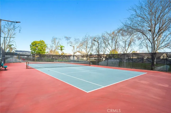 3713 S Oak Creek Drive G, Ontario, California 91761