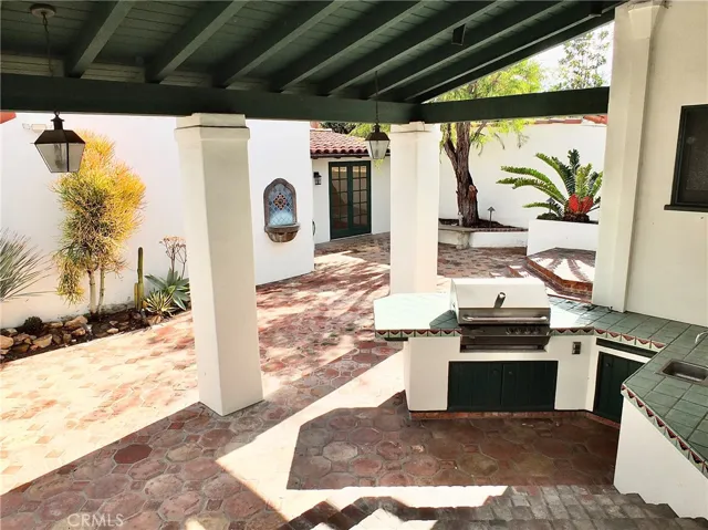 298 Park Avenue, Long Beach, California 90803