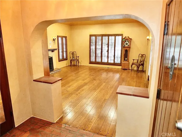 298 Park Avenue, Long Beach, California 90803