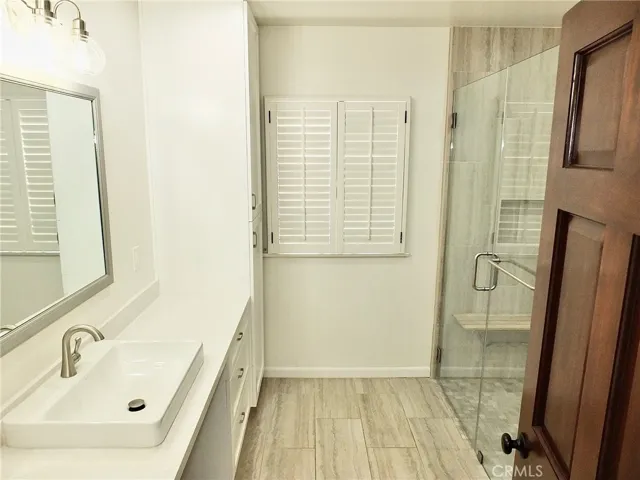 298 Park Avenue, Long Beach, California 90803