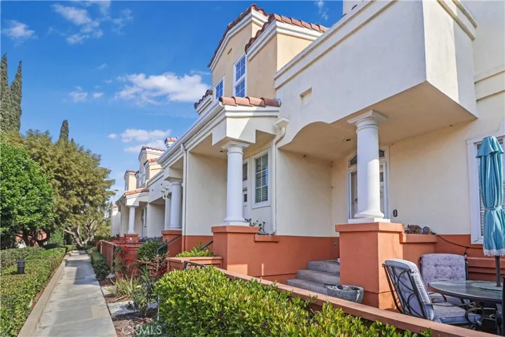 1095 S San Marino Way, Anaheim Hills, California 92808