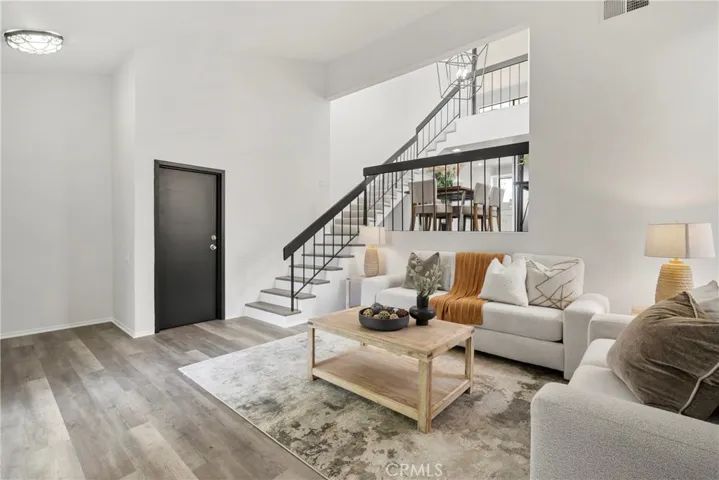 6225 Shoup Avenue 93, Woodland Hills, California 91367