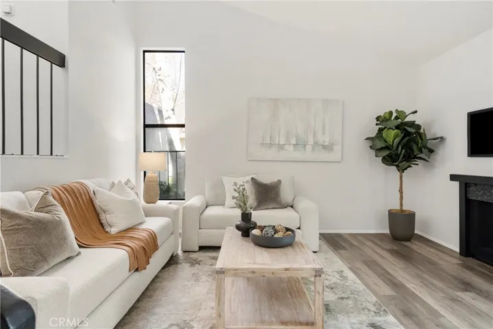 6225 Shoup Avenue 93, Woodland Hills, California 91367