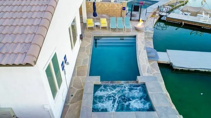 84325 Canzone Drive, Indio, California 92203 home-pic-53