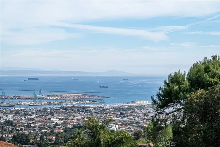 2952 Crownview Drive, Rancho Palos Verdes, California 90275