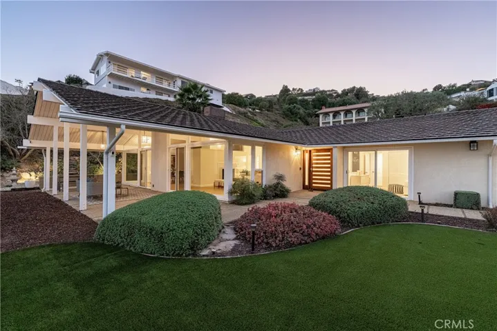 2952 Crownview Drive, Rancho Palos Verdes, California 90275