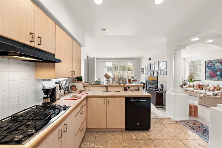 Open kitchen