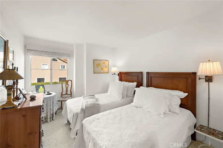 Secondary bedroom