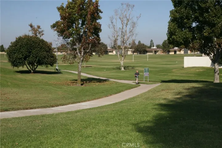 21 acres of private parkland / greenbelts