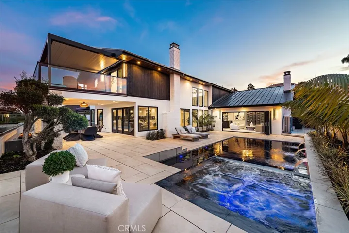 38 Drakes Bay Drive, Corona Del Mar, California 92625