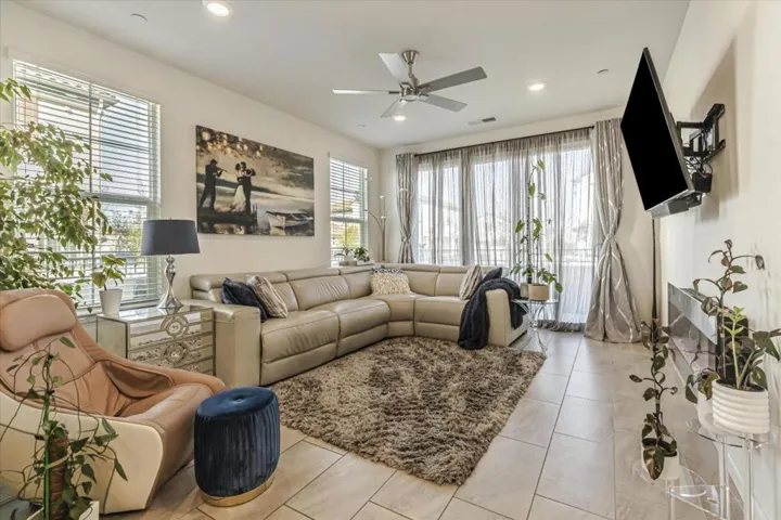 1036 Billington Lane, Roseville, California 95747