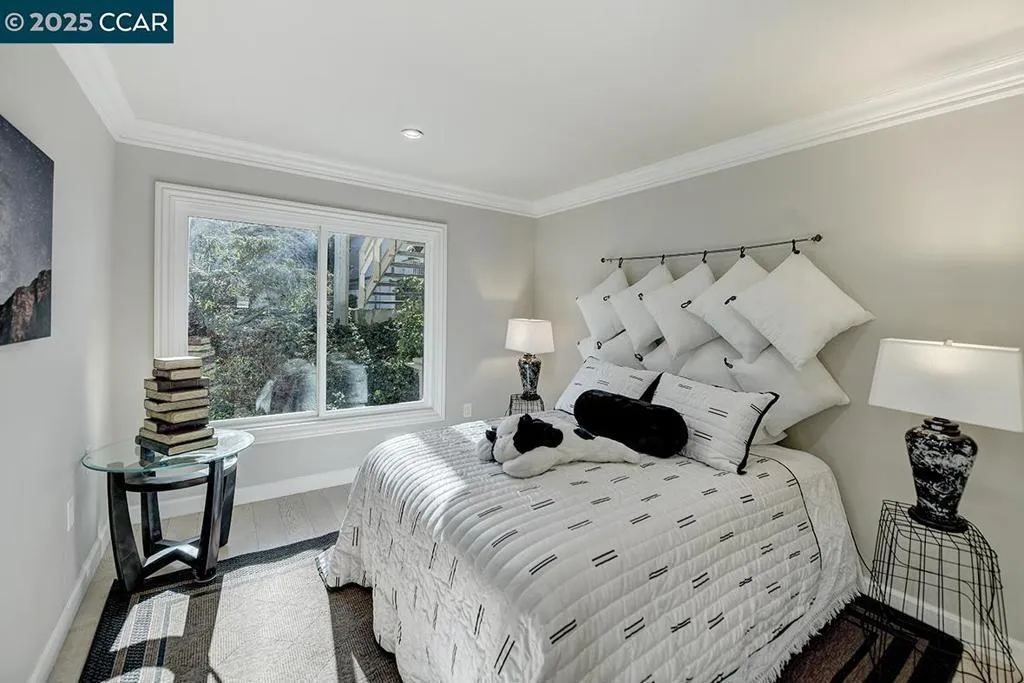 1400 Ptarmigan Dr 4, Walnut Creek, California 94595 home-pic-22