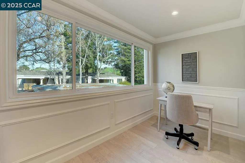 1400 Ptarmigan Dr 4, Walnut Creek, California 94595 home-pic-11