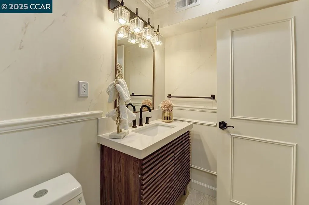 1400 Ptarmigan Dr 4, Walnut Creek, California 94595 home-pic-36