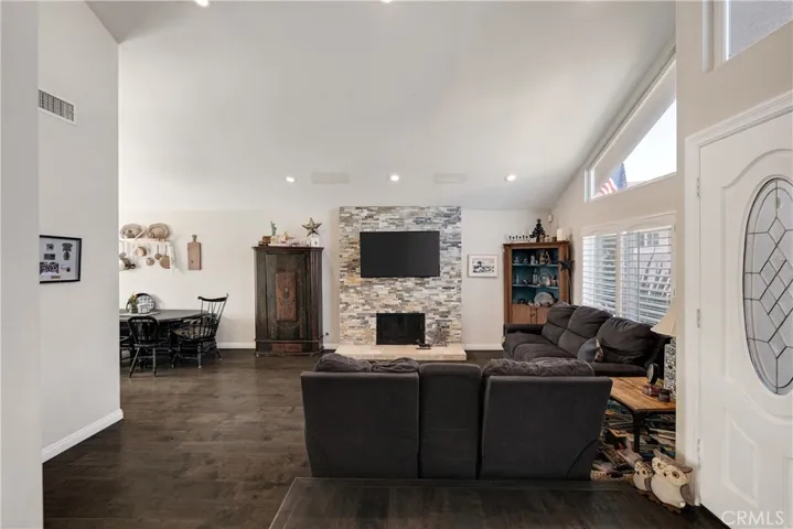 1218 Mount Rainier Road, Rancho Palos Verdes, California 90275