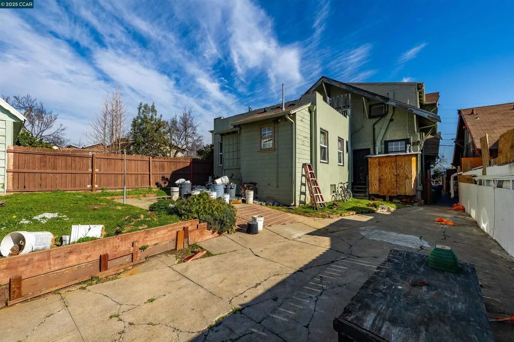 5315 Cole St, Oakland, California 94601 home-pic-35