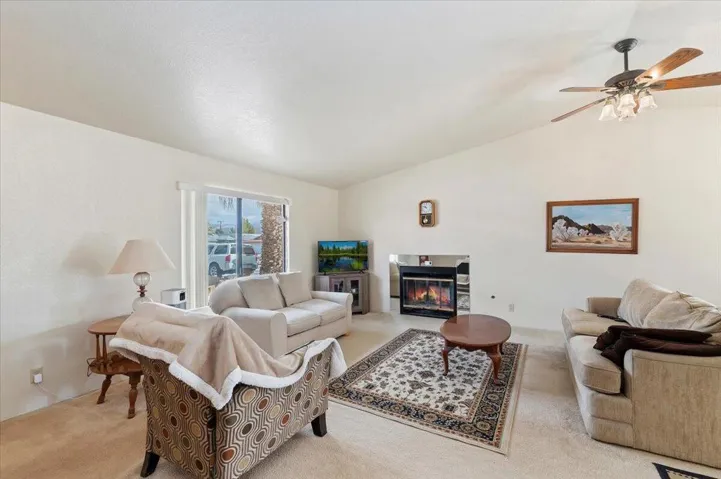 07-Living Room