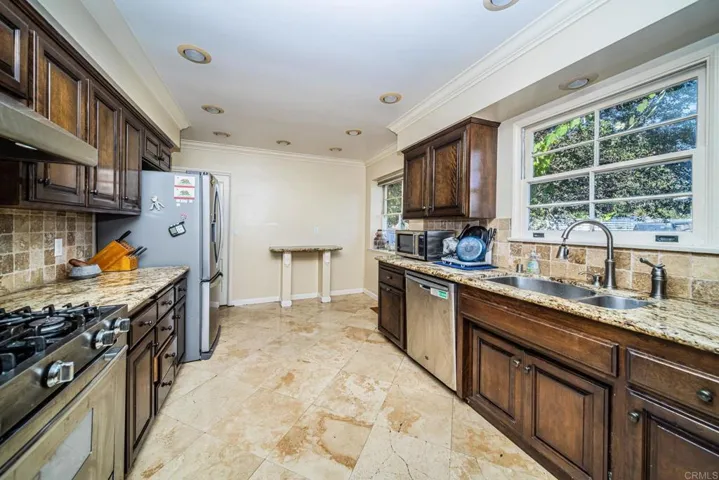 401 S Upas Street, Escondido, California 92025