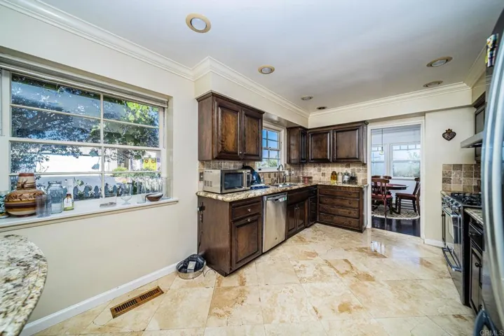 401 S Upas Street, Escondido, California 92025