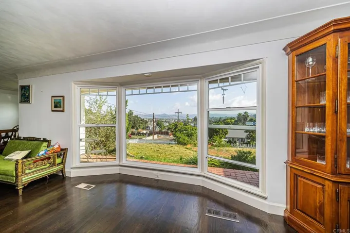 401 S Upas Street, Escondido, California 92025