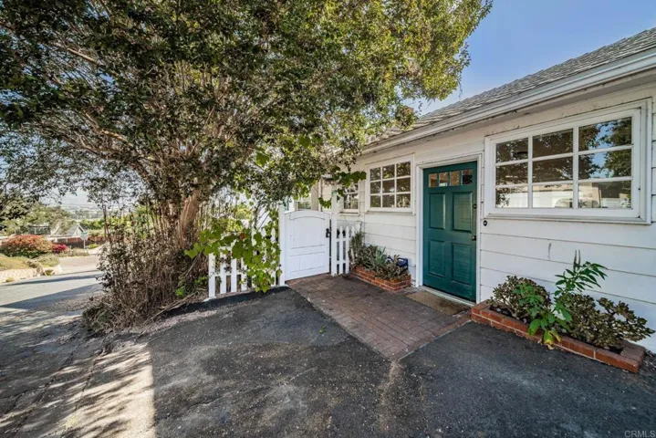 401 S Upas Street, Escondido, California 92025