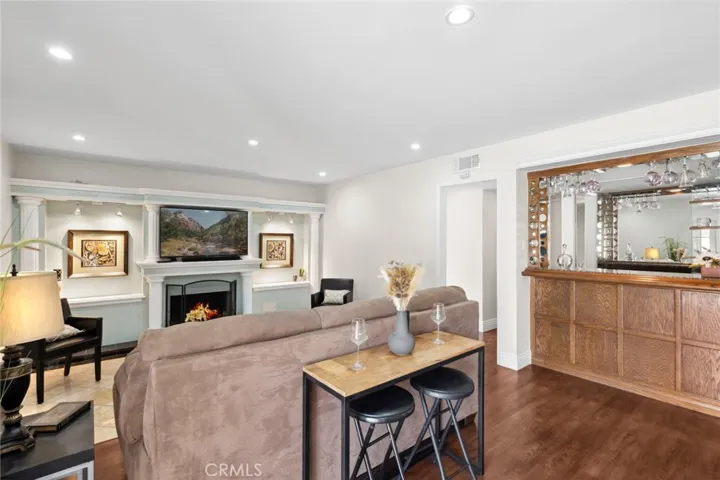 6889 E Georgetown Circle, Anaheim Hills, California 92807