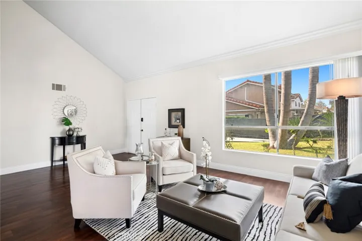 6889 E Georgetown Circle, Anaheim Hills, California 92807