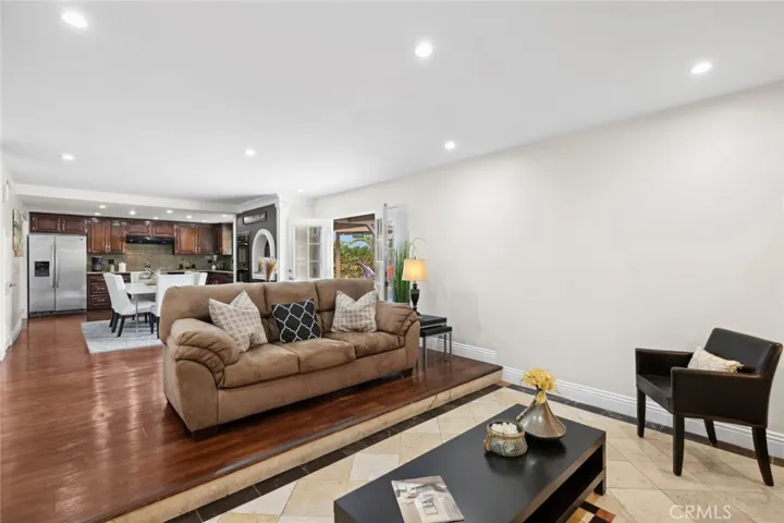 6889 E Georgetown Circle, Anaheim Hills, California 92807